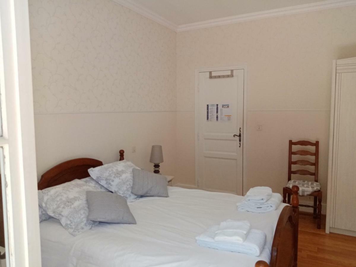 Le Cheminard Bed & Breakfast Feugarolles Exterior foto